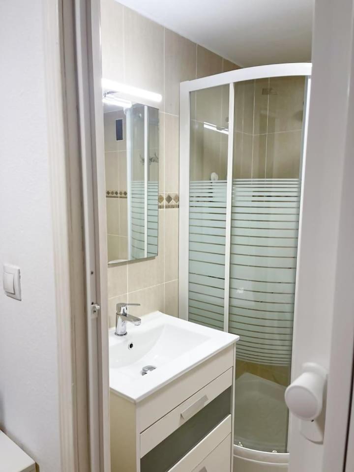 Apartamento Centrico Plazamar 4 Piscina Torre Del Mar Esterno foto