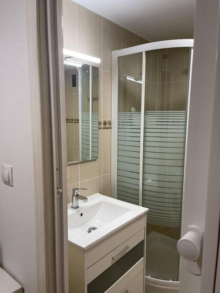 Apartamento Centrico Plazamar 4 Piscina Torre Del Mar Esterno foto