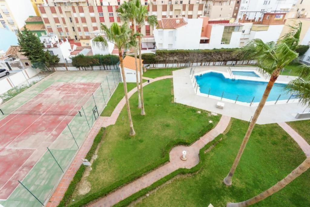 Apartamento Centrico Plazamar 4 Piscina Torre Del Mar Esterno foto